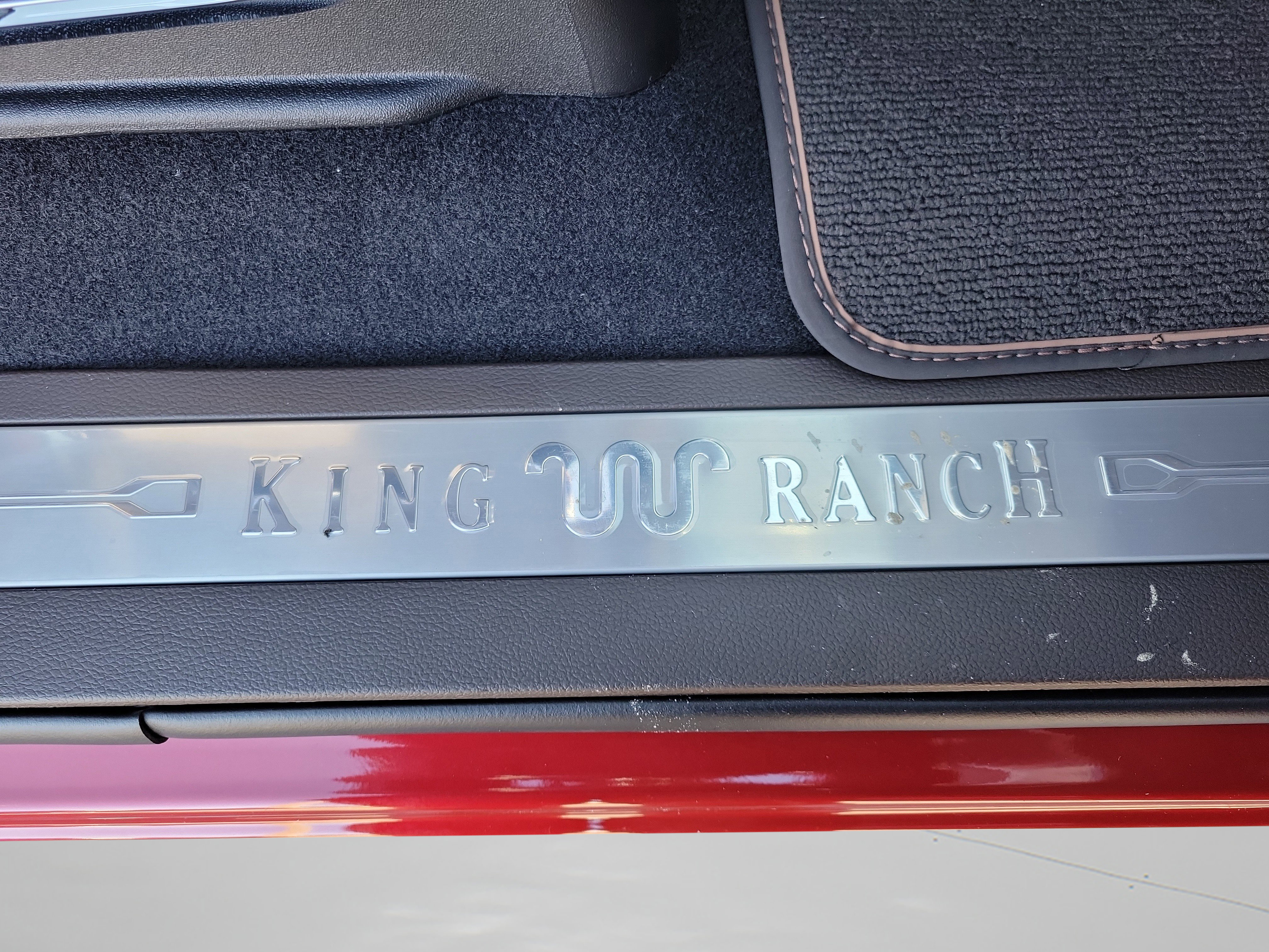 Certified 2025 Ford F150 King Ranch AWD/4WD image 32