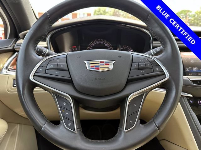 Used 2017 Cadillac XT5 Luxury w/ Driver Awareness Package FWD image 12