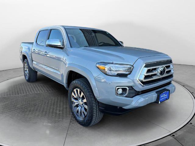 Used 2020 Toyota Tacoma Limited image 7