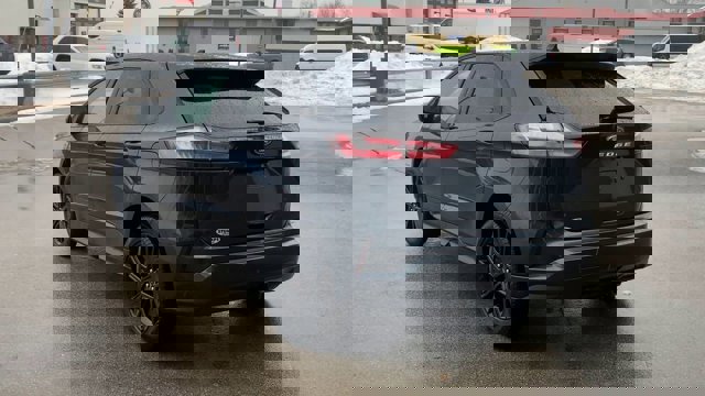 Certified 2024 Ford Edge ST-Line w/ Class II Trailer Tow Package image 8