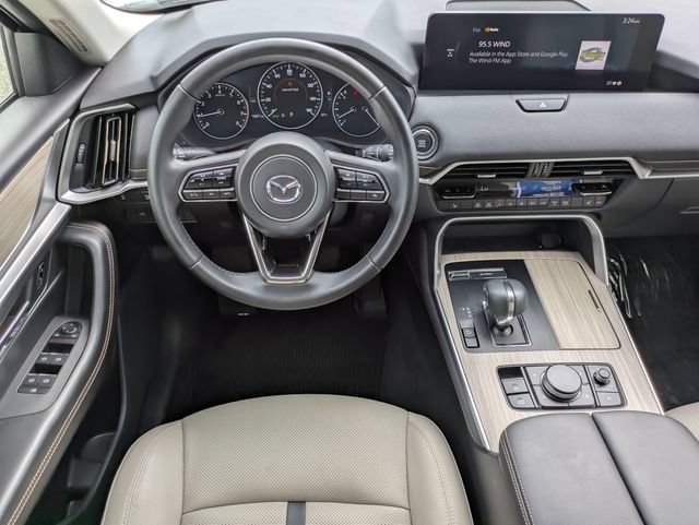 Used 2025 MAZDA CX-90 3.3 Turbo w/ Preferred Package AWD/4WD image 16