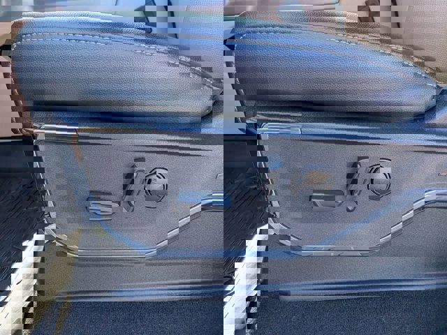 Certified 2024 Ford F350 Lariat w/ Lariat Ultimate Package image 16