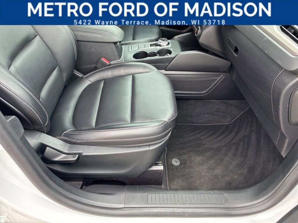 Certified 2020 Ford Escape SEL image 44