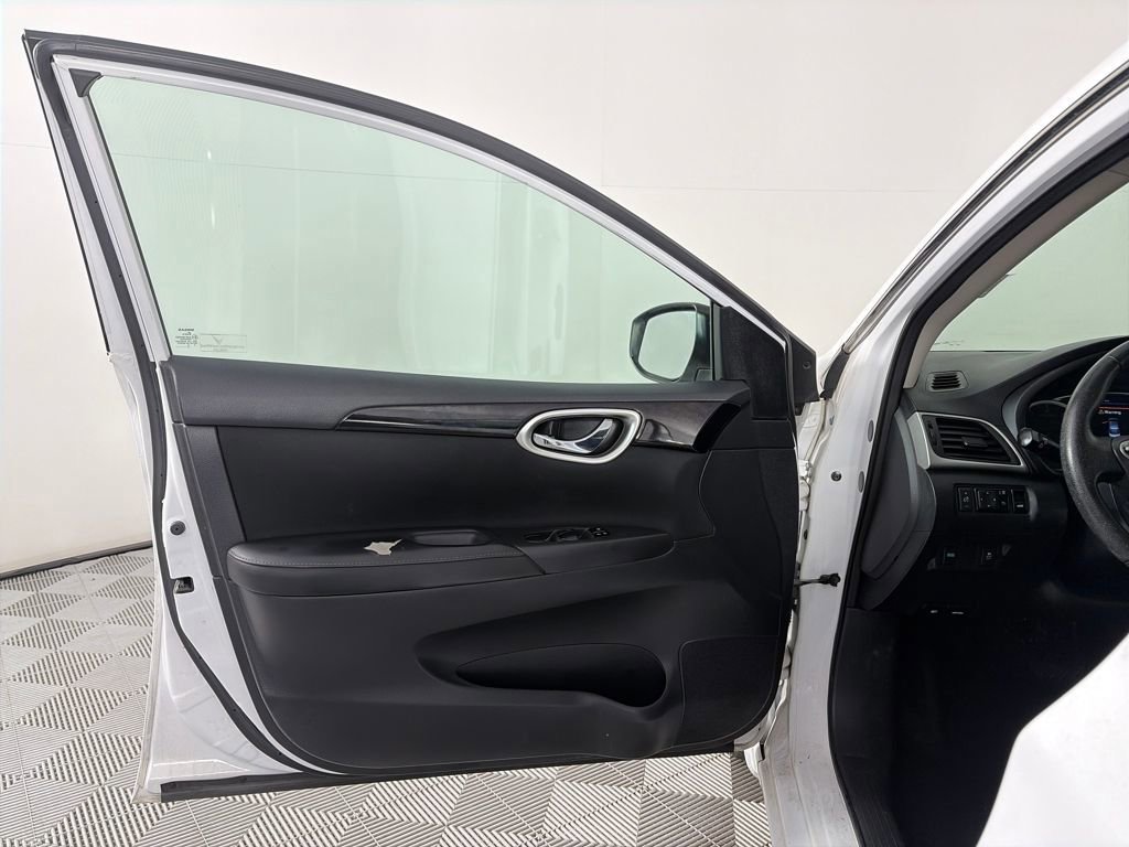 Used 2019 Nissan Sentra SV image 10