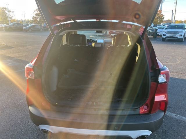 Certified 2020 Ford Escape Titanium w/ Titanium Premium Package 2.0 image 14