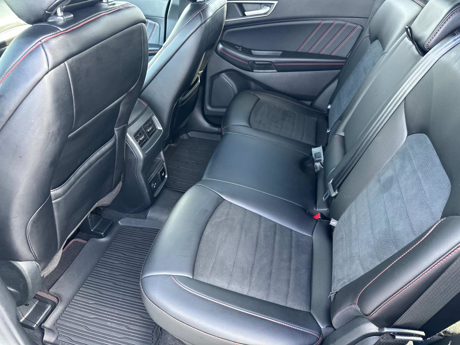 Certified 2022 Ford Edge ST-Line image 26