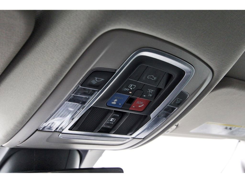 Used 2022 RAM 1500 Laramie RWD image 22