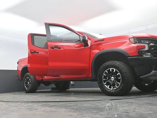 Used 2024 Chevrolet Silverado 1500 ZR2 w/ LPO, Dark Essentials Package AWD/4WD image 29