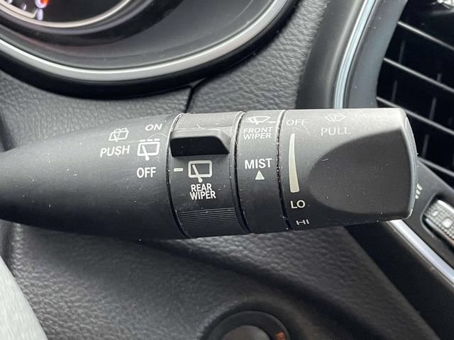 Used 2019 Jeep Cherokee Latitude Plus FWD image 23