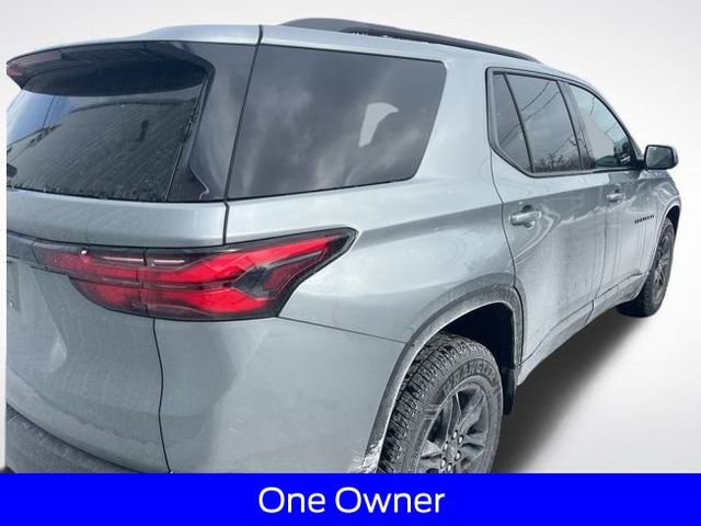 Used 2023 Chevrolet Traverse LS w/ Midnight/Sport Edition image 5