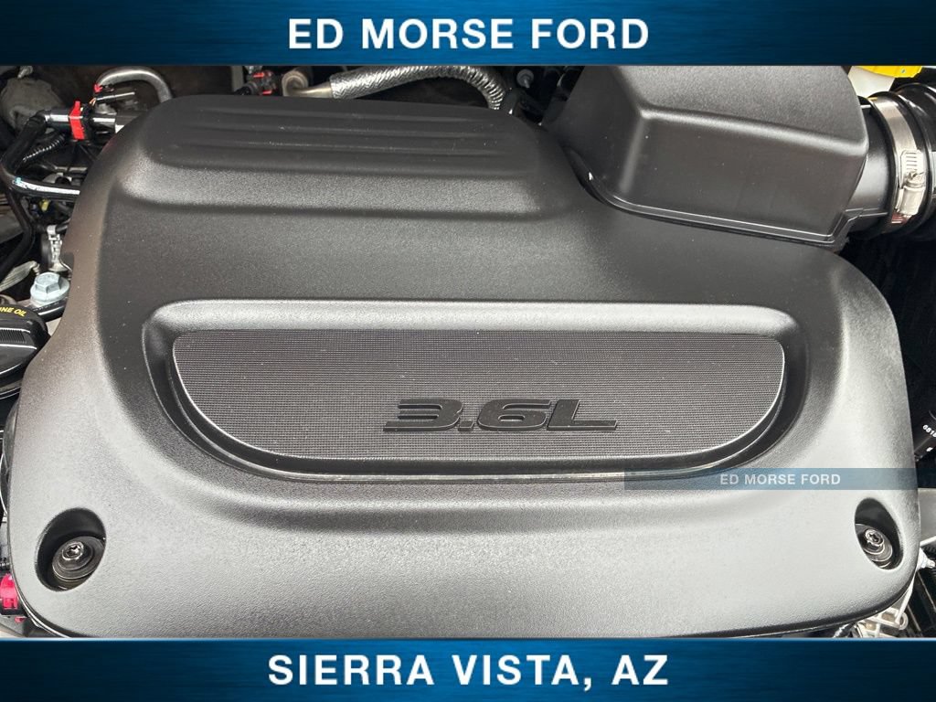 Used 2024 Chrysler Pacifica Touring-L FWD image 48