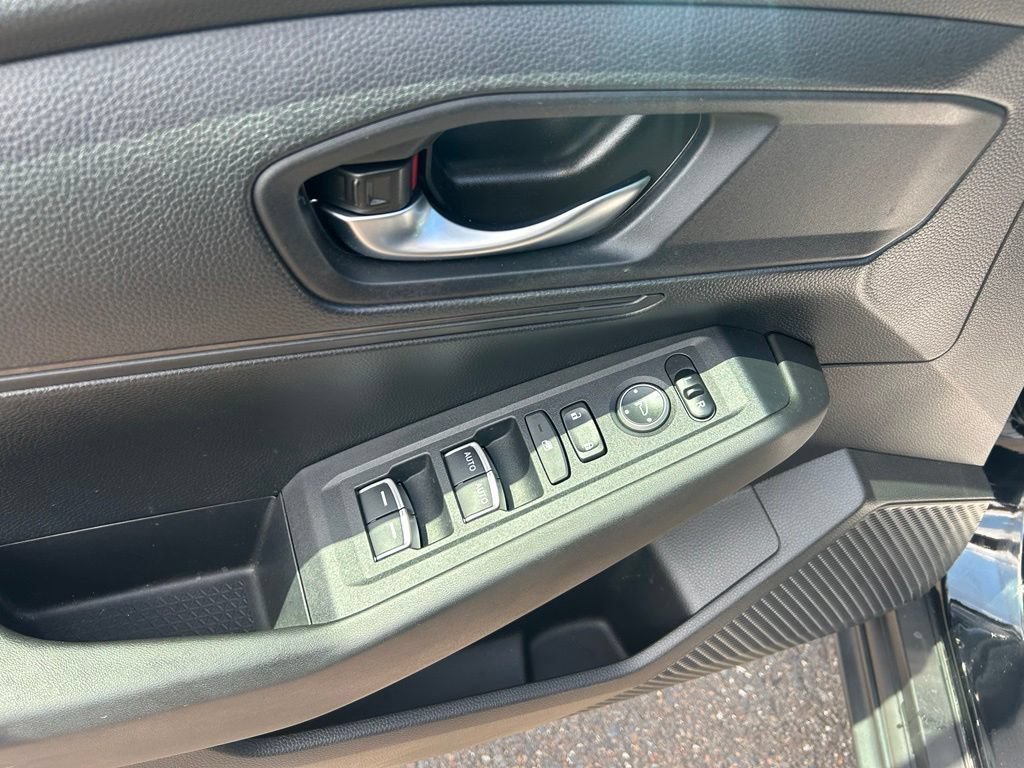 Used 2023 Honda Accord LX image 15