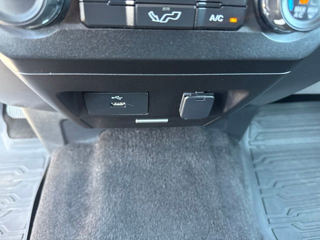 Certified 2018 Ford F150 XLT RWD image 29