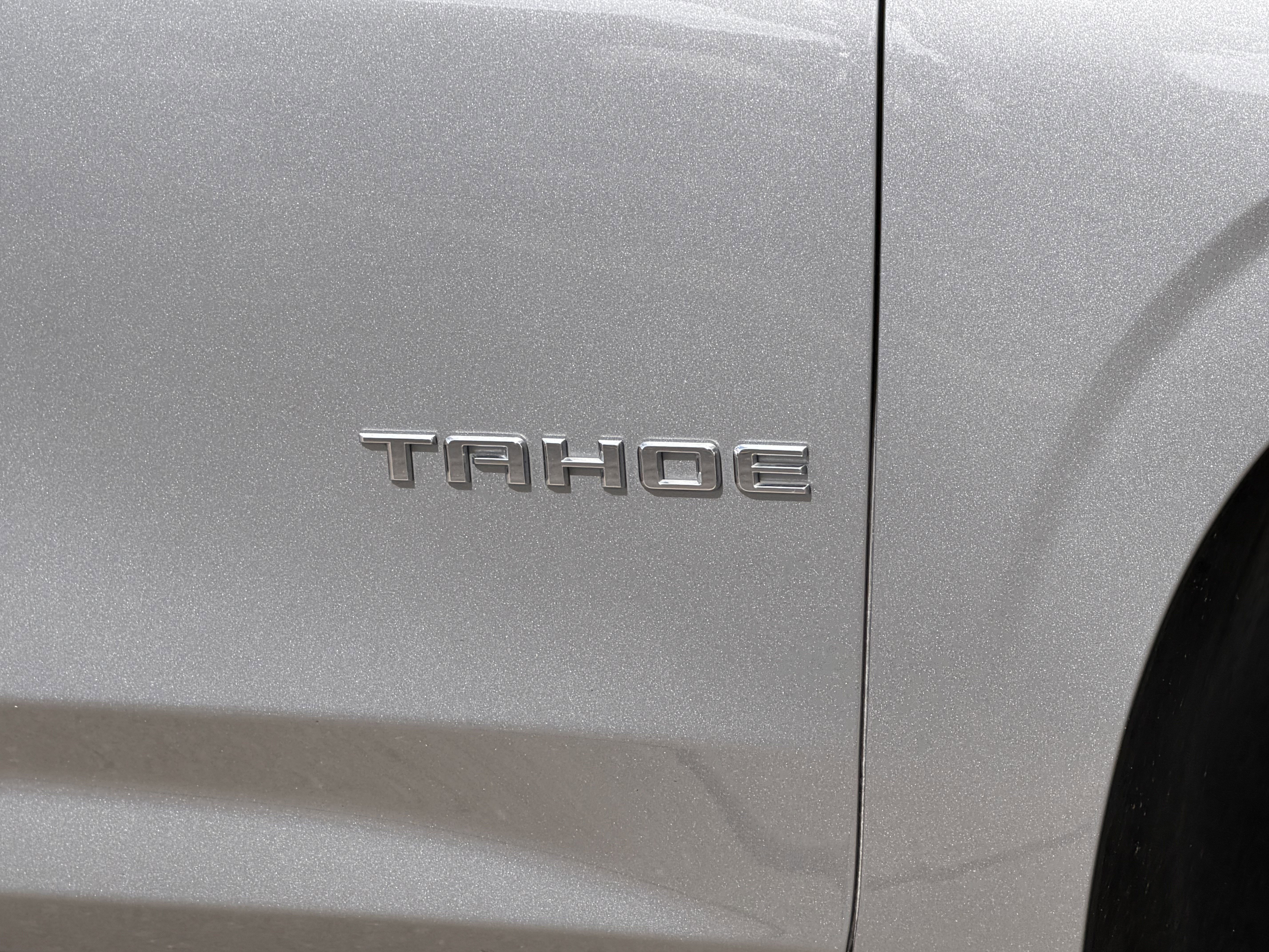 Used 2025 Chevrolet Tahoe LT AWD/4WD image 4