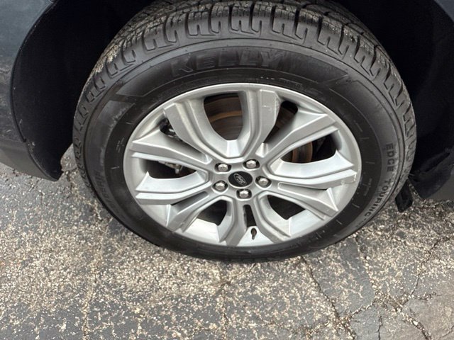 Certified 2023 Ford Edge Titanium w/ Equipment Group 301A AWD/4WD image 9