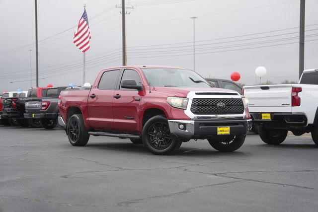 Used 2018 Toyota Tundra SR5 w/ SR5 Upgrade Package image 2