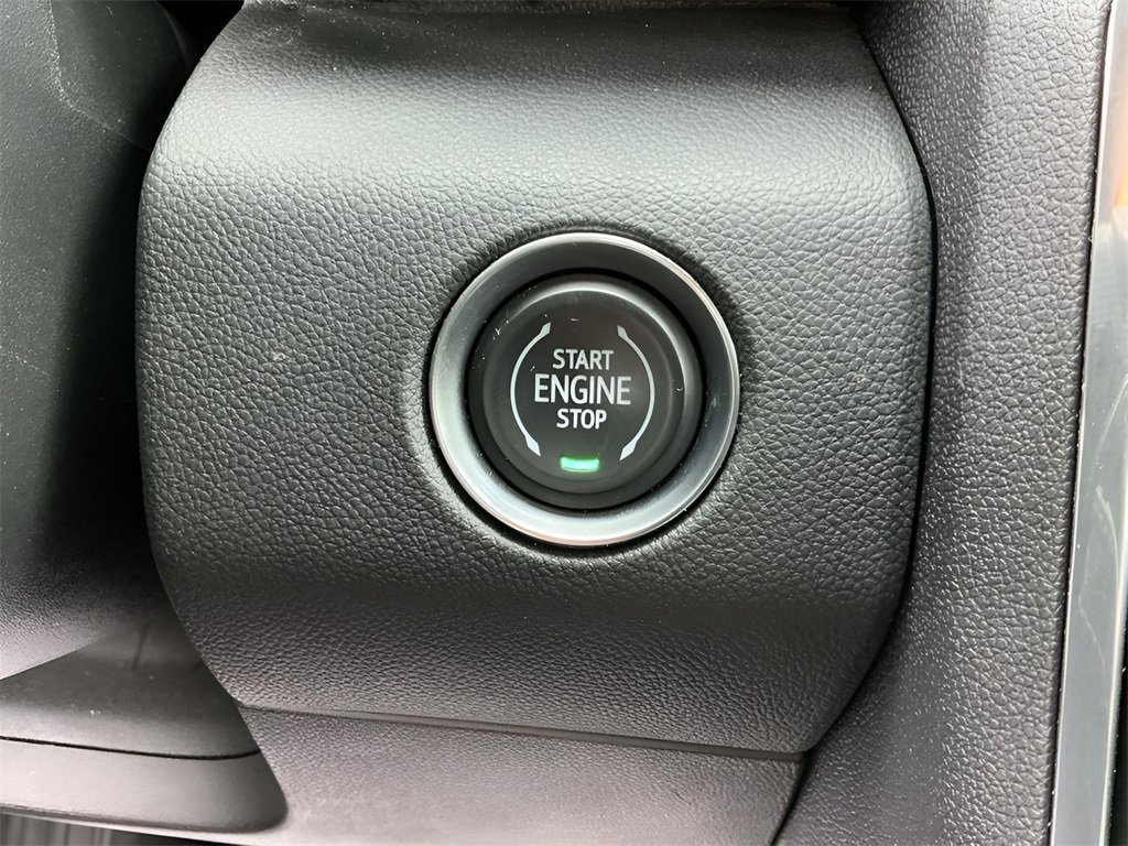 Used 2025 GMC Acadia Elevation image 37