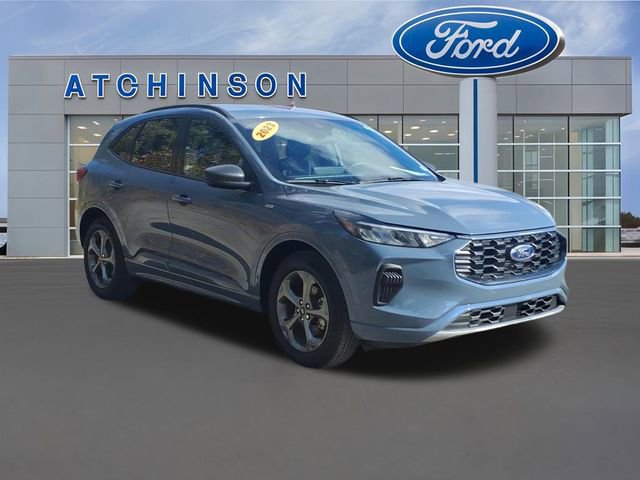 Certified 2023 Ford Escape ST-Line w/ Tech Pack #1 image 3