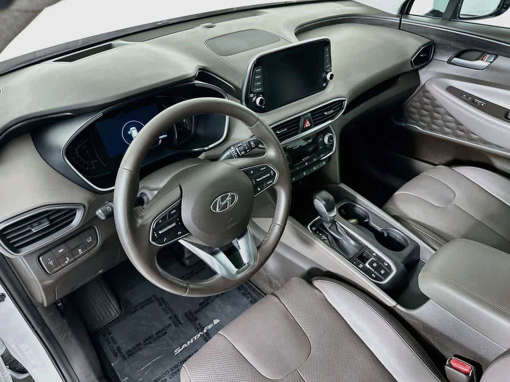 Used 2019 Hyundai Santa Fe FWD image 2