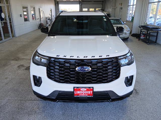 Certified 2025 Ford Explorer ST-Line w/ Premium Package image 8