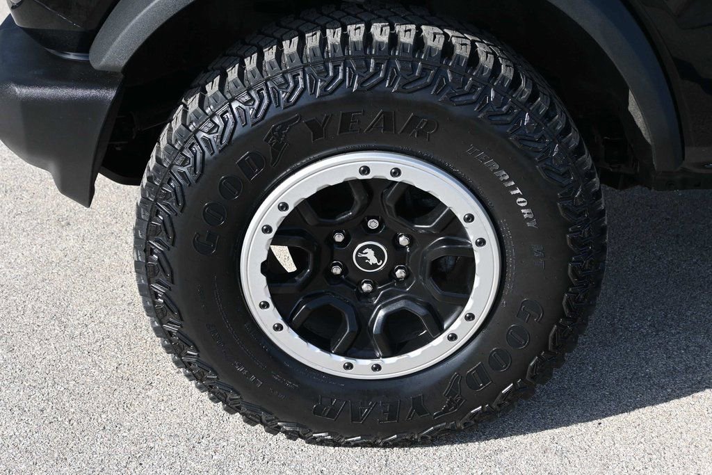 Certified 2022 Ford Bronco Big Bend w/ Sasquatch Package AWD/4WD image 13