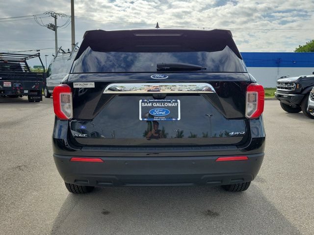 Certified 2022 Ford Explorer XLT AWD/4WD image 5