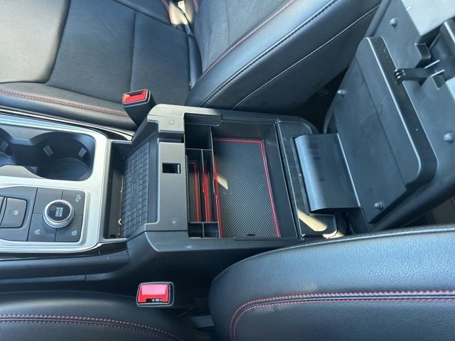 Certified 2024 Ford Explorer ST-Line w/ Class IV Trailer Tow Package image 33