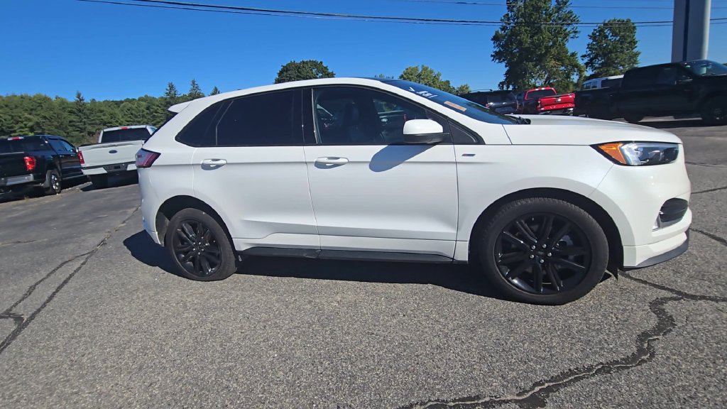Certified 2024 Ford Edge ST-Line AWD/4WD image 21
