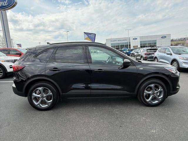 Certified 2025 Ford Escape ST-Line image 8