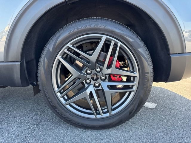 Certified 2025 Ford Explorer ST-Line w/ ST-Line Street Pack image 11