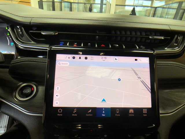 Used 2022 Jeep Grand Cherokee Limited 4xe AWD/4WD image 17