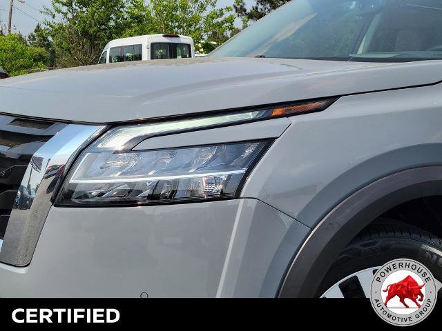 Used 2022 Nissan Pathfinder Platinum w/ Cargo Package AWD/4WD image 11