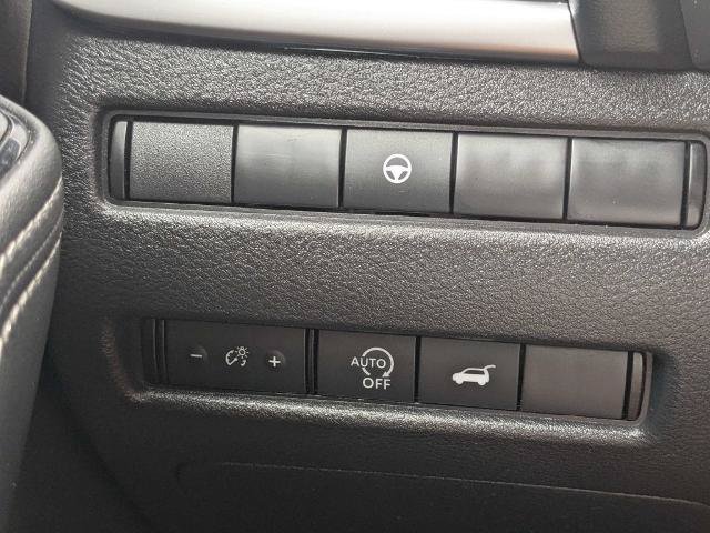 Used 2026 Nissan Rogue SL FWD image 25