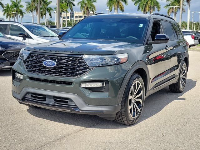 Certified 2022 Ford Explorer ST-Line w/ Class IV Trailer Tow Package RWD image 3