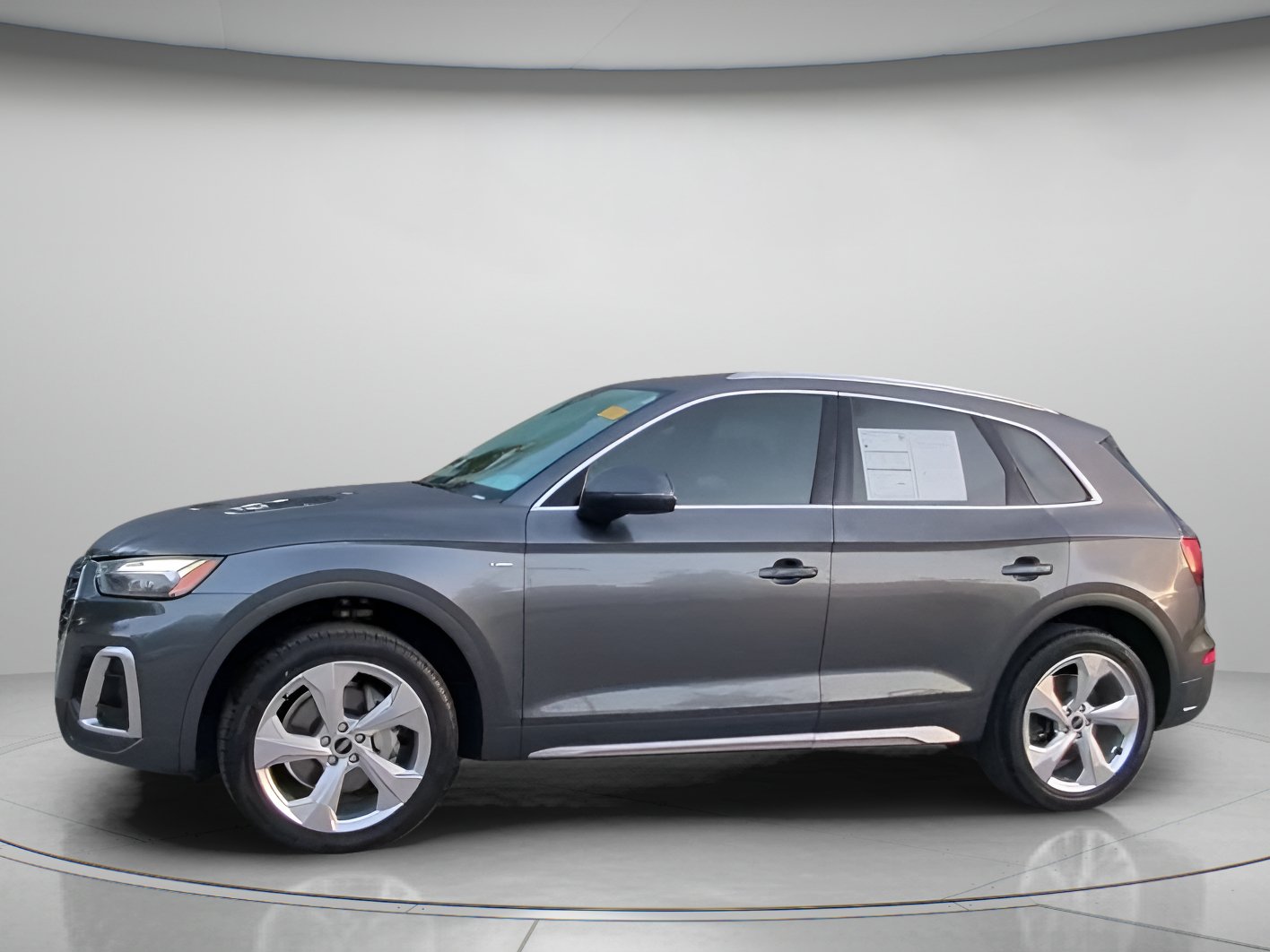 Used 2022 Audi Q5 2.0T Premium Plus w/ Premium Plus Package AWD/4WD image 15