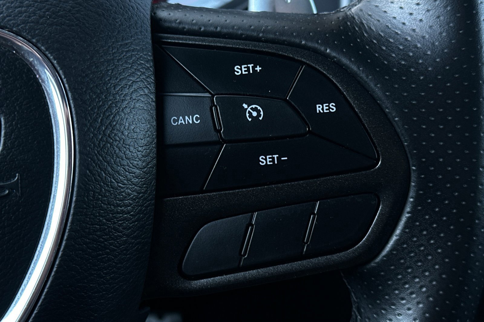 Used 2020 Dodge Charger R/T w/ Performance Handling Group image 26