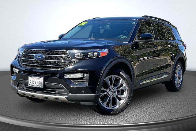Certified 2023 Ford Explorer XLT w/ Equipment Group 202A