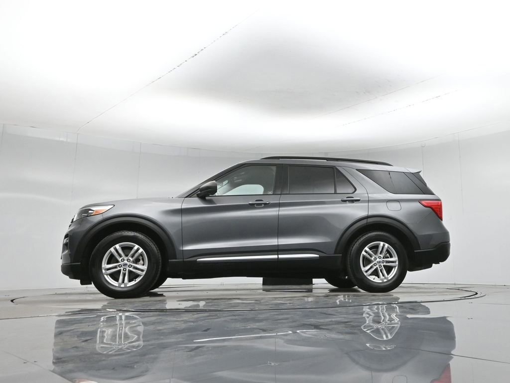 Certified 2021 Ford Explorer XLT image 23