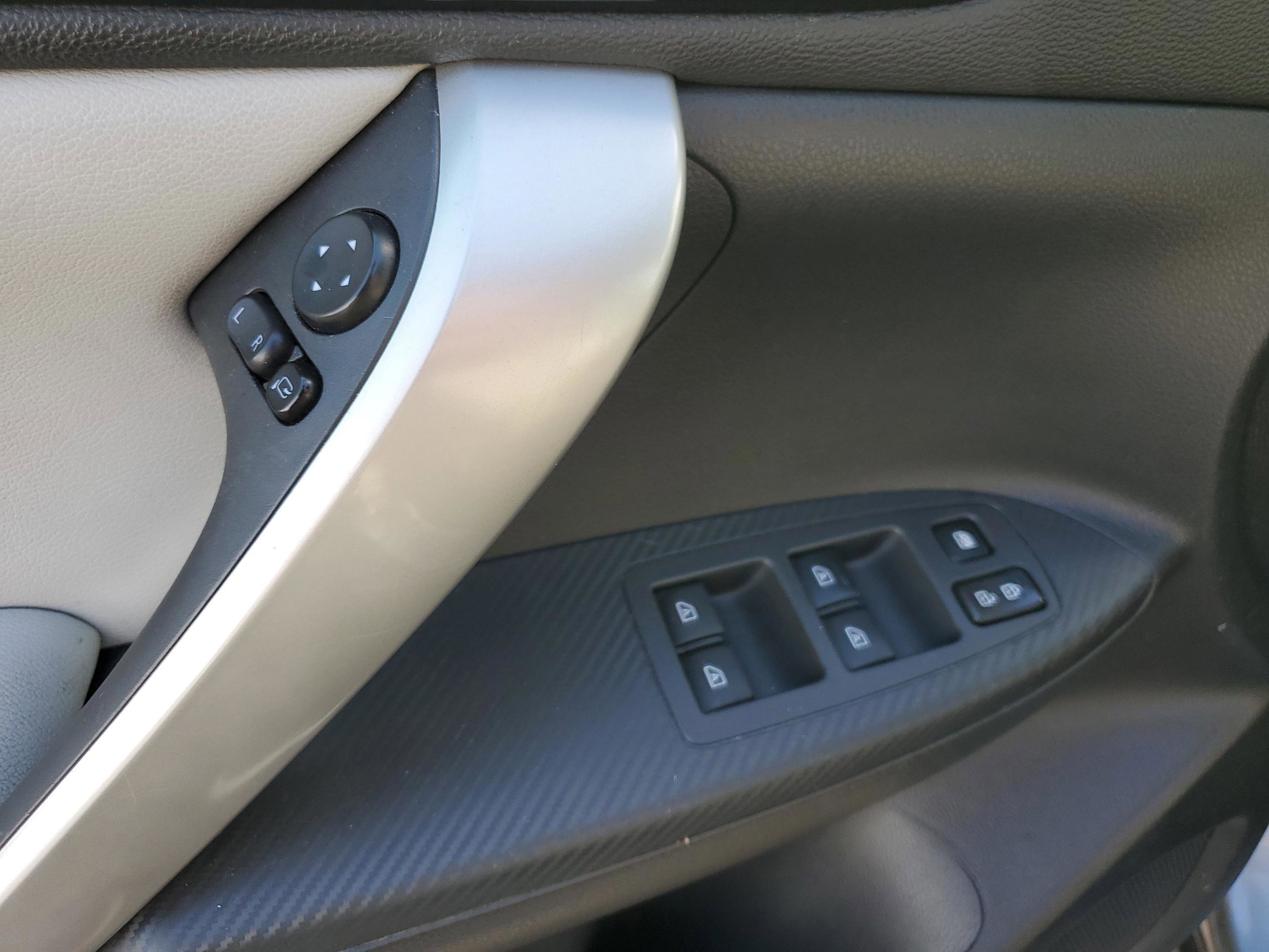 Used 2022 Mitsubishi Eclipse Cross SEL AWD/4WD image 18