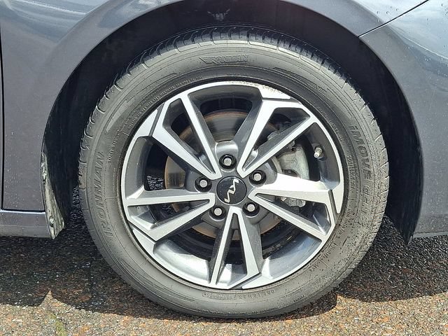 Used 2022 Kia Forte LXS FWD image 8