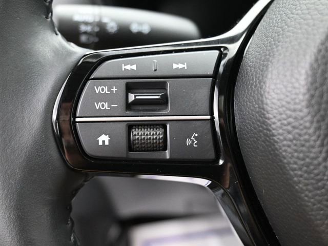 Used 2025 Honda CR-V EX-L image 17