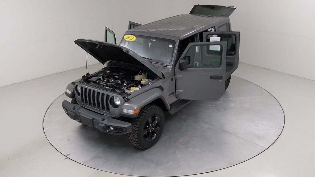 Used 2021 Jeep Wrangler Unlimited Sahara AWD/4WD image 43