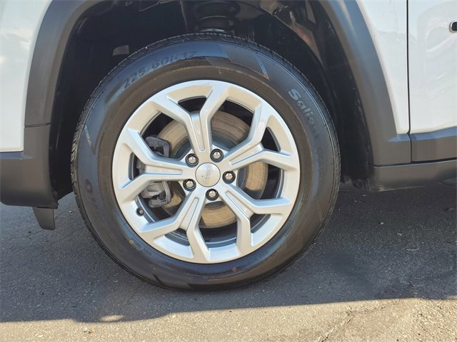 Used 2024 Jeep Compass Latitude image 26