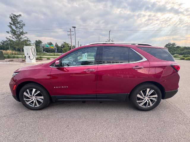 Used 2023 Chevrolet Equinox Premier AWD/4WD image 5