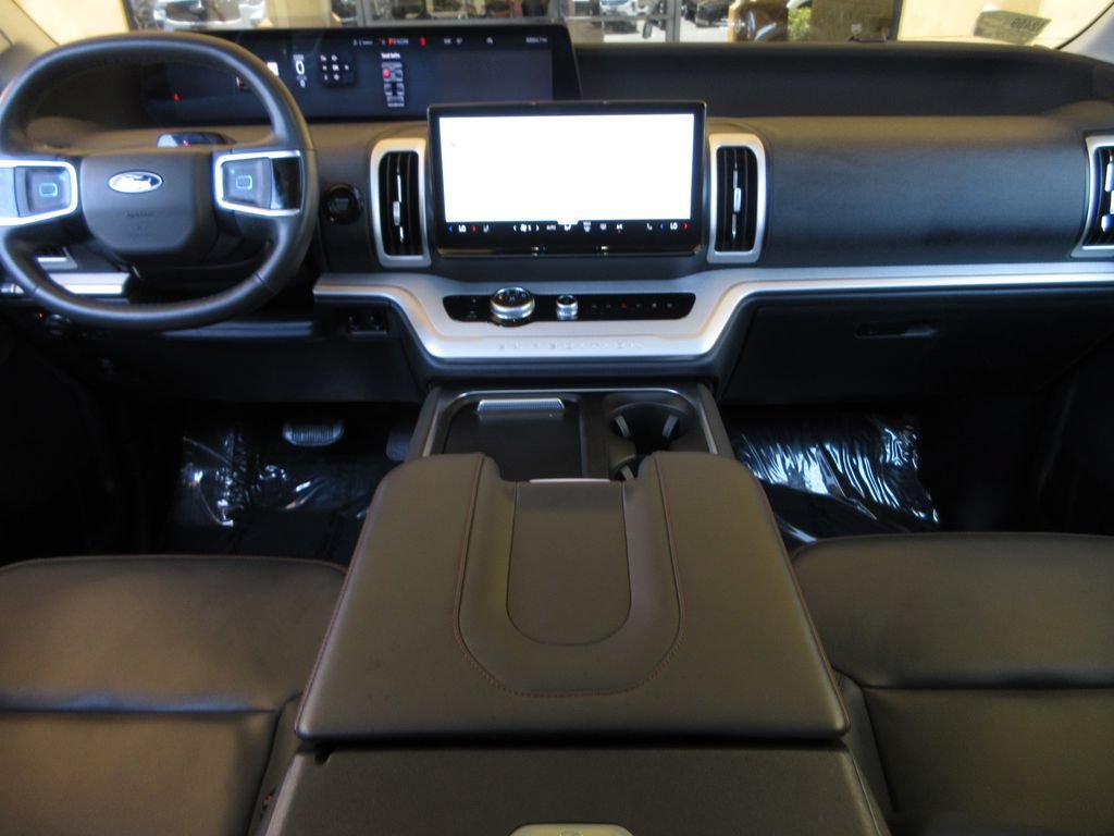 Certified 2025 Ford Expedition Max Active AWD/4WD image 18