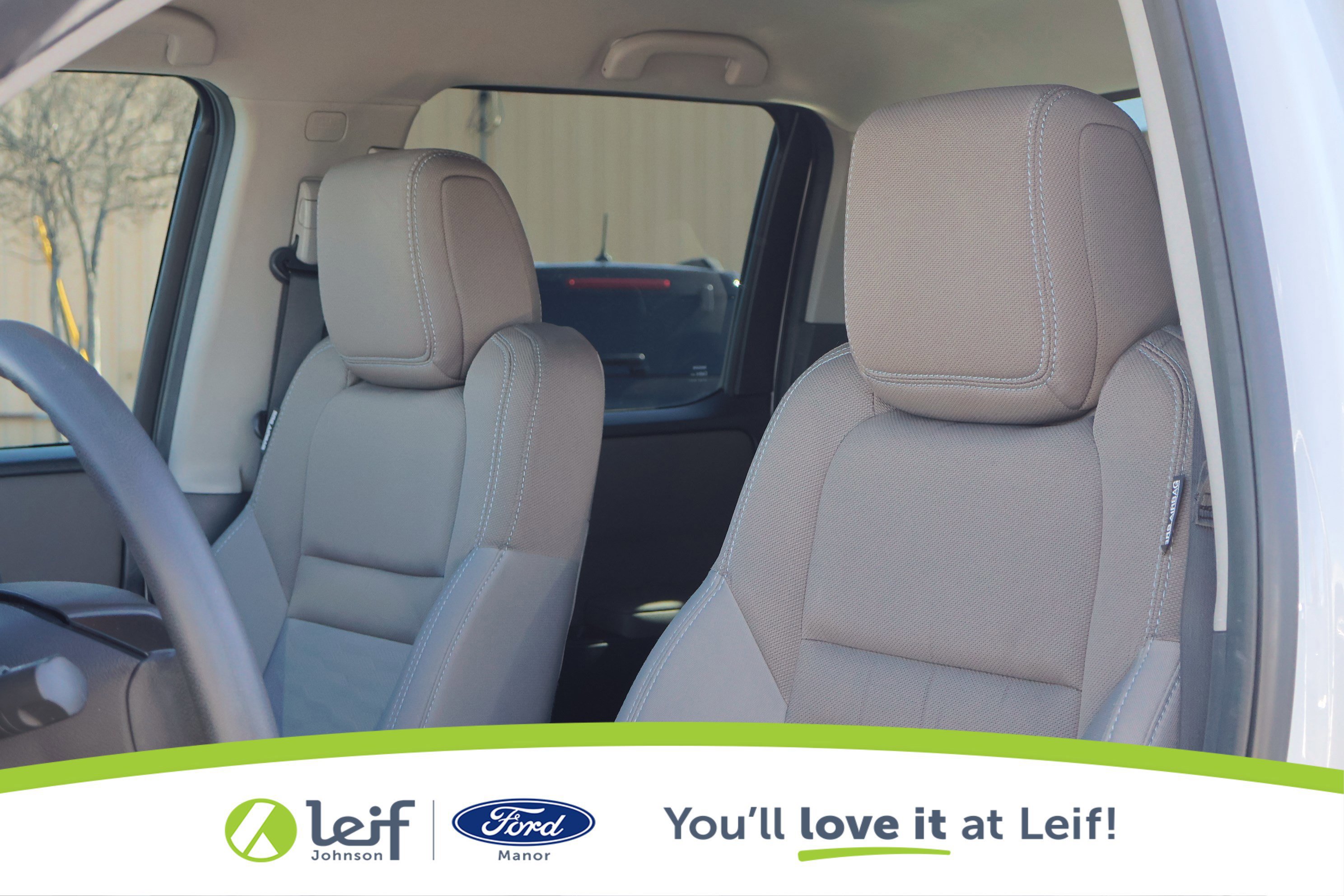 Used 2022 Nissan Frontier SV w/ Technology Package image 13