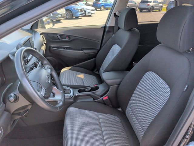 Used 2020 Hyundai Kona SEL w/ Cargo Package image 15