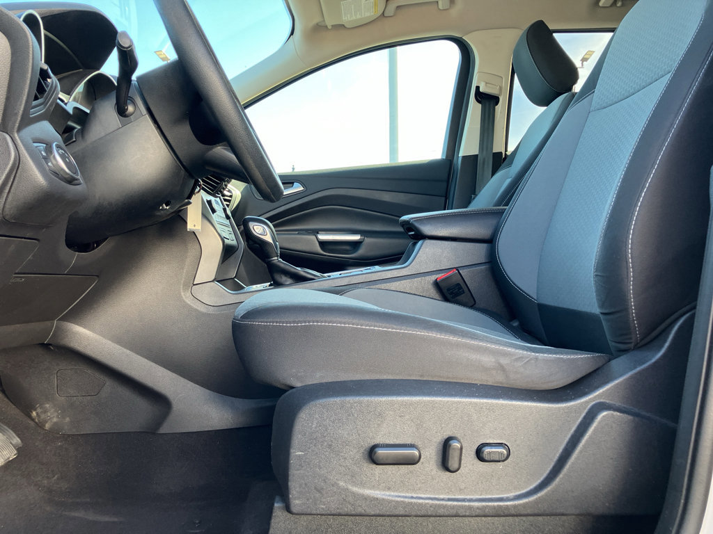Certified 2018 Ford Escape SE w/ SE Sync 3 Package image 26