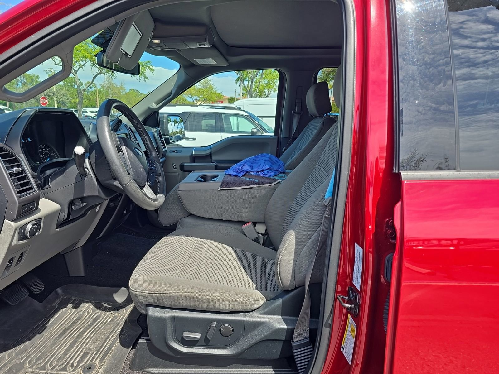 Certified 2020 Ford F150 XLT w/ Equipment Group 302A Luxury image 3