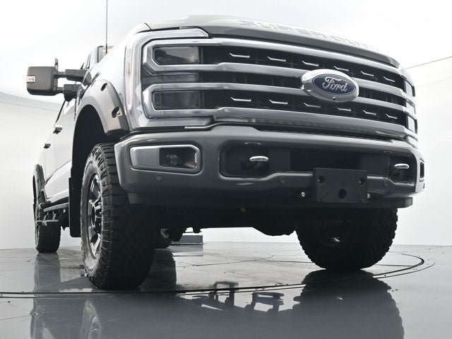 Certified 2024 Ford F250 Platinum w/ Tremor Off-Road Package AWD/4WD image 31